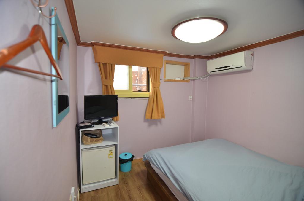 Yakorea Hostel Itaewon Seoul Exterior photo