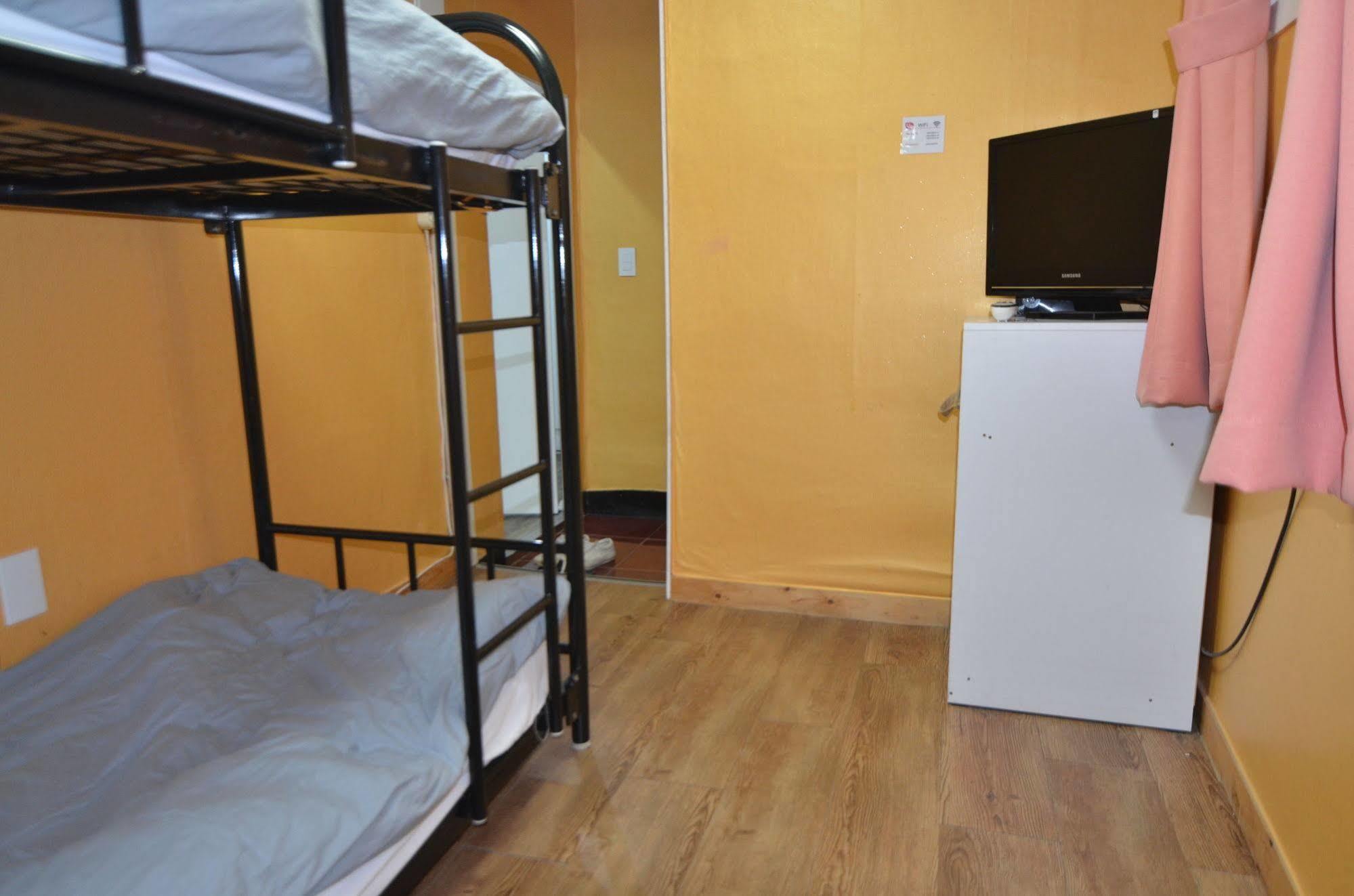 Yakorea Hostel Itaewon Seoul Exterior photo