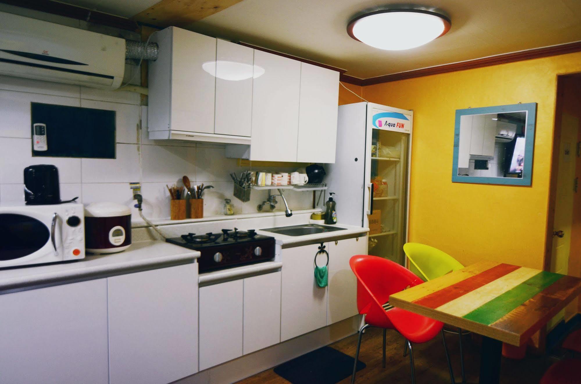 Yakorea Hostel Itaewon Seoul Exterior photo